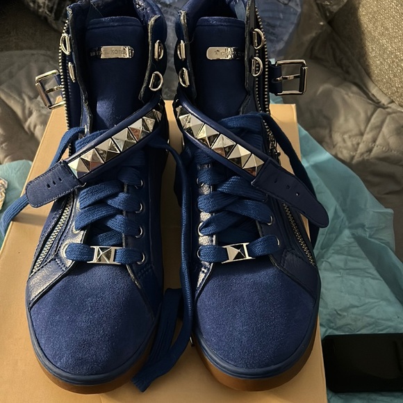 Michael Kors woman’s sneakers size 10 … glam studded high tops.. color sapphire - Picture 1 of 10